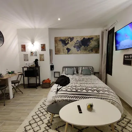Studio A Moderne Et Cosy, 1,7 Kilometres Des Plages * Фрежюс
