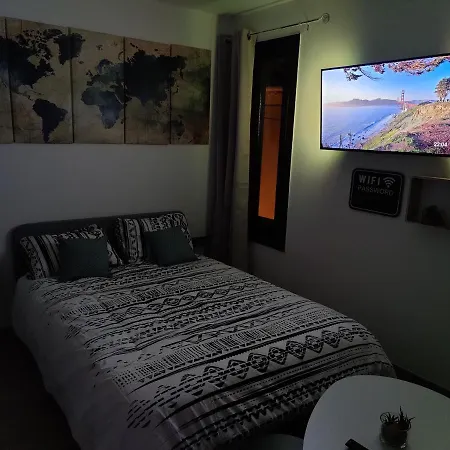 Апартаменты Studio A Moderne Et Cosy, 1,7 Kilometres Des Plages