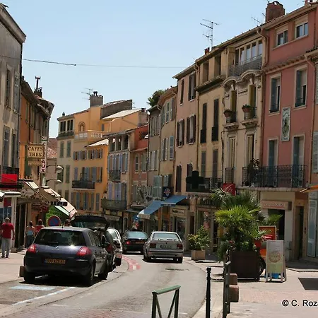 Appartamento Studio A moderne et cosy, 1,7 kilomètres des plages Fréjus