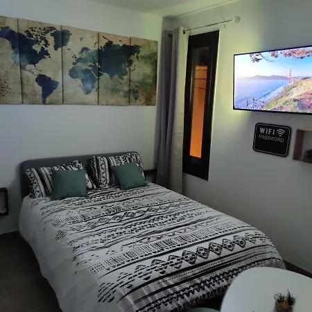 Appartamento Studio A moderne et cosy, 1,7 kilomètres des plages
